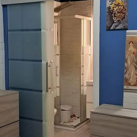 Flower's House Di Doris Simone * Bari