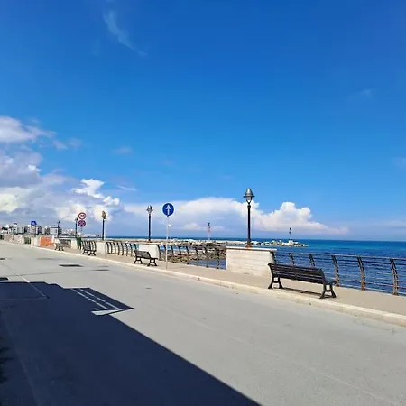 Villa Flower's House Di Doris Simone *