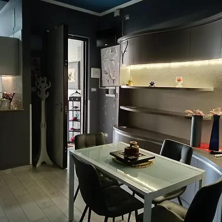 Villa Flower's House Di Doris Simone *