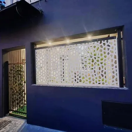 Flower's House Di Doris Simone * Bari