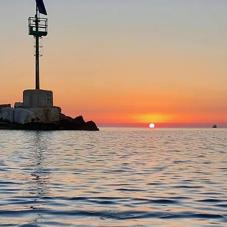 Вилла Flower's House Di Doris Simone