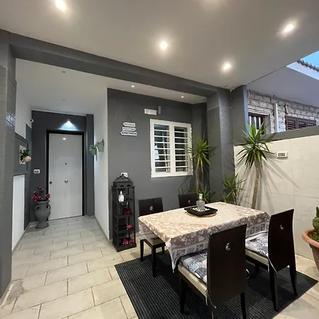 Flower's House Di Doris Simone * Бари