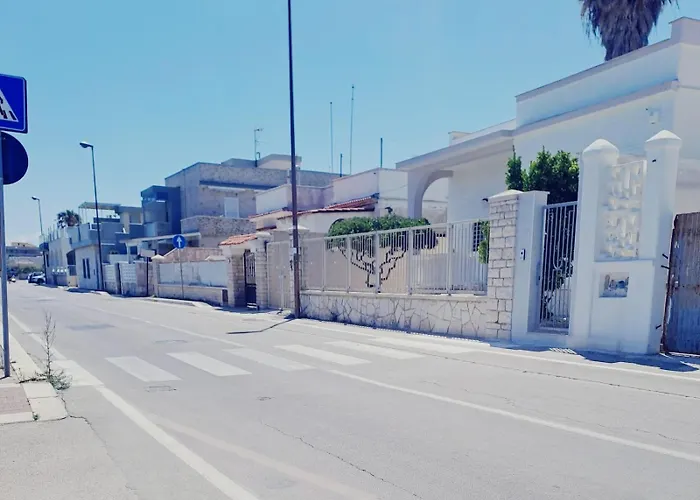 Vila Flower's House Di Doris Simone Bari