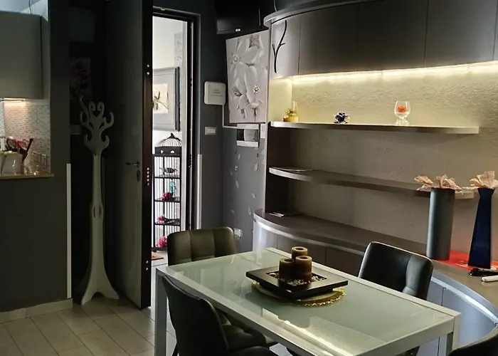 Villa Flower's House Di Doris Simone *